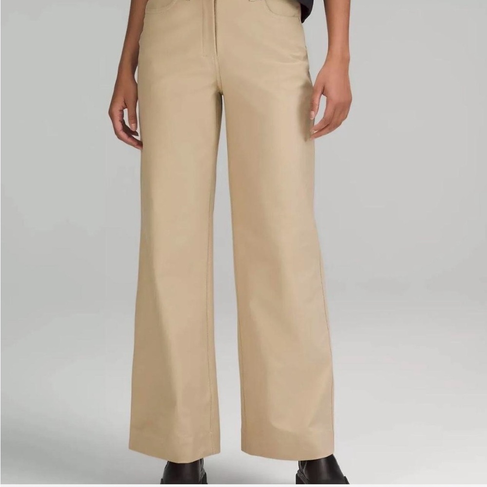 Lululemon CitySleek Khaki Pants size 26